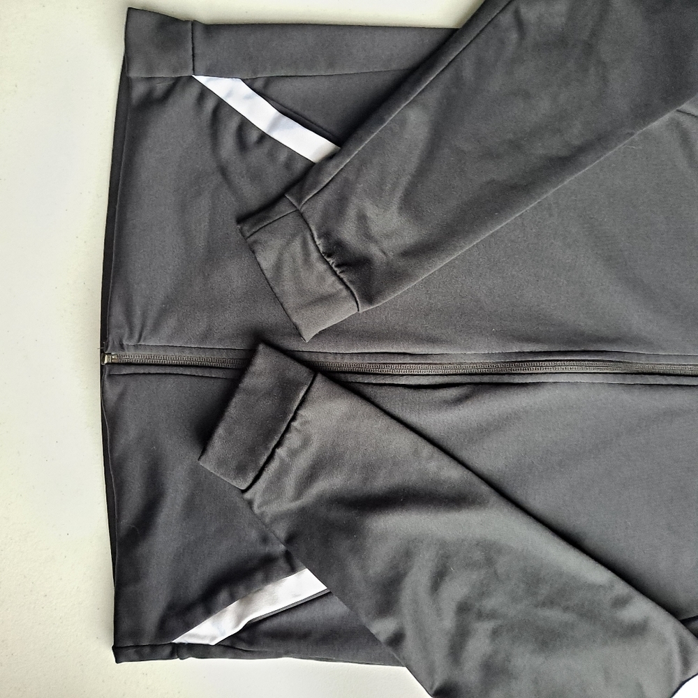 Black Nike Zip-Up Sweatshirt - Picture 3 of 6